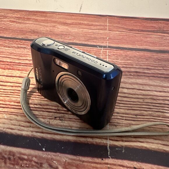 Nikon Coolpix L18 8MP 3X Zoom Compact Digital Camera Blue - Parts - Picture 4 of 7